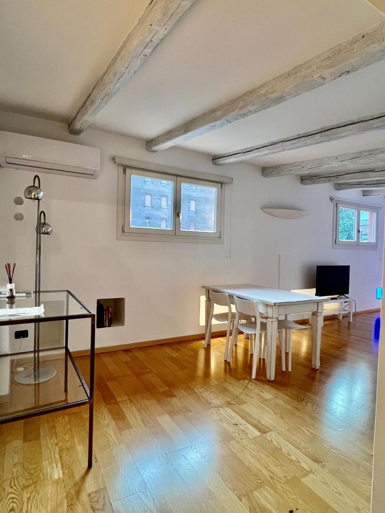 Legrenzi Rooms Mestre Bagian luar foto